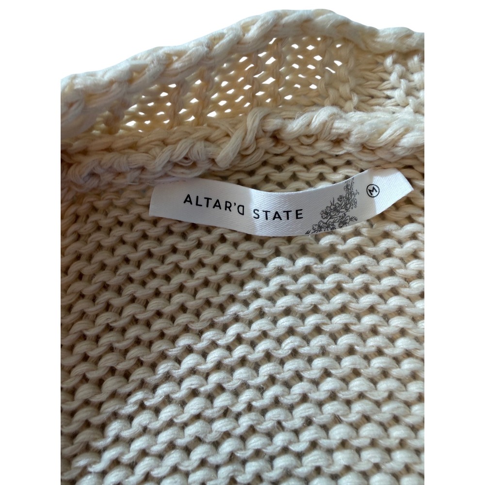 Altar'd State Cream Chunky Knit 3D Daisy Flower Cardigan Sweater 12W2721N  M - Picture 6 of 8